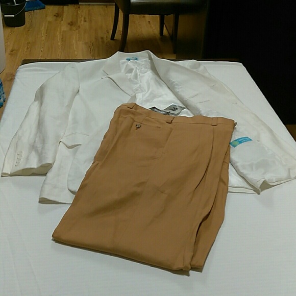 Pure Linen Suit - Picture 1 of 4